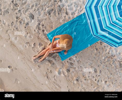 Woman Sunbed Bikini Hi Res Stock Photography And Images Alamy