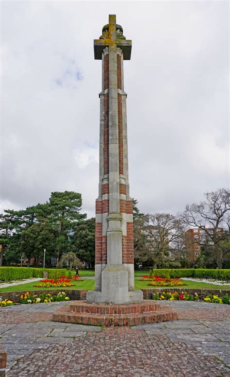 Poole Municipal War Memorial Poole Town Bournemouth Christchurch And