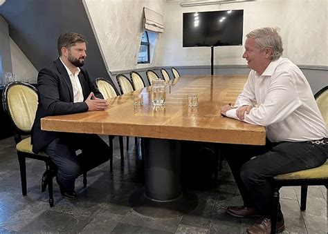 La Foto Que Distingue A Chile El Encuentro Personal De Gabriel Boric Y