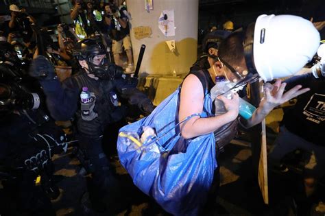 Autoridades Criticam Protestos Violentos Em Hong Kong Jovem Pan