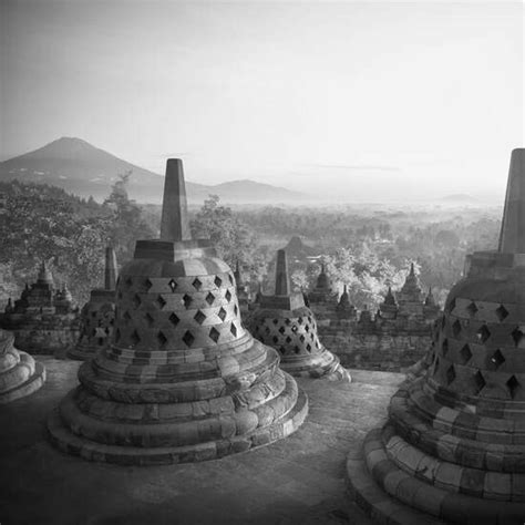 Dawning Borobudur Von Hengki Koentjoro Limited Edition Auflage