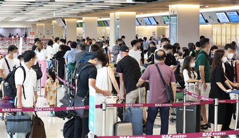 속보 “입국 전 코로나 검사 폐지 전문가 의견 수렴 중” 서울신문