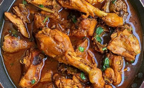 Chicken Curry जानें ढाबा स्टाइल चिकन करी बनाने का तरीका