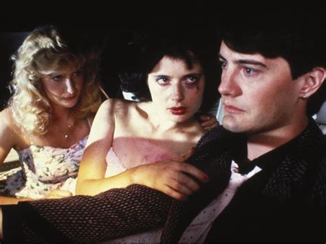 Blue Velvet (1986) - David Lynch | Synopsis, Characteristics, Moods ...