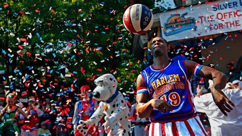 Harlem Globetrotters Celebrate 90th Birthday At Silver Dollar City