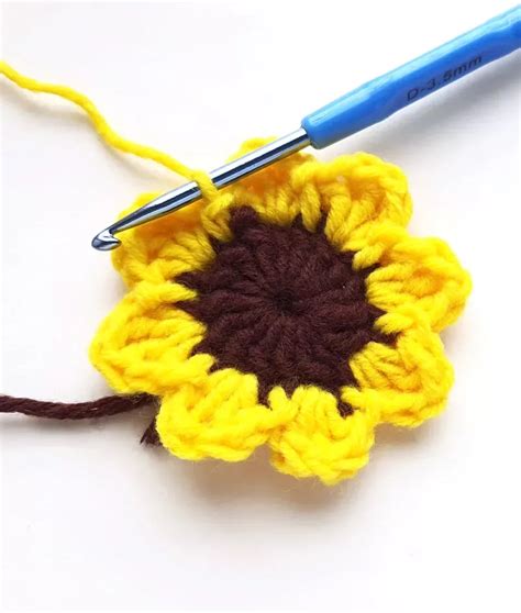 Crochet Sunflowers Easy Free Crochet Pattern For Beginners Artofit