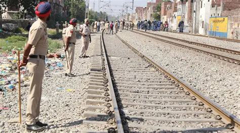 Indian Railways to build 3,000-km wall to guard tracks, keep away ...