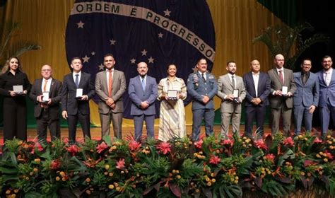 Integrantes Do Minist Rio P Blico S O Homenageados Medalha Da