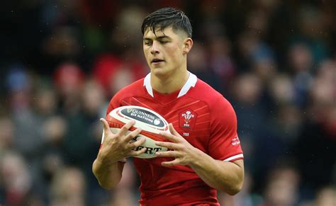 Wales: Louis Rees-Zammit to be axed for Six Nations clash with England ...