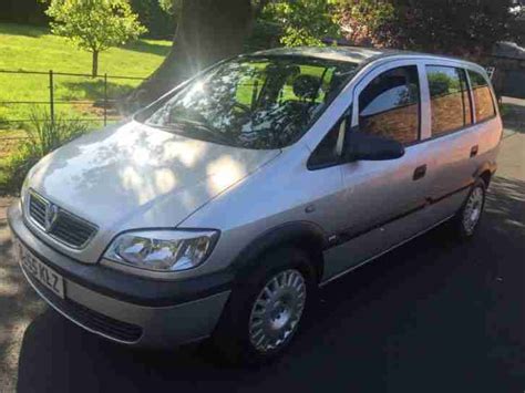 55 Vauxhall Zafira 16 Life Silver 7 Seater Mpv Isofix 1 Former Keeper