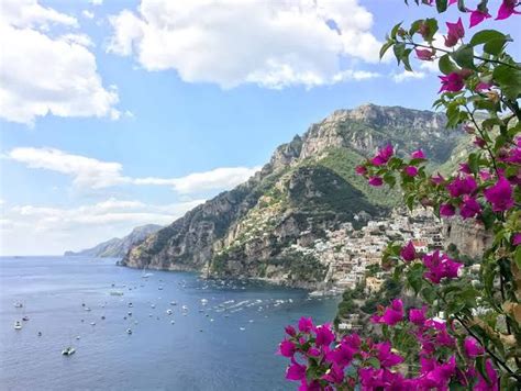 Bougainvillea Vines Amalfi Coast Amalfi Coast Italy Beautiful