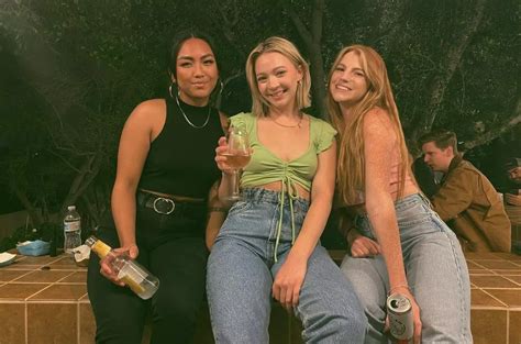 Which One Nudes WhichOneWouldYouPick NUDE PICS ORG