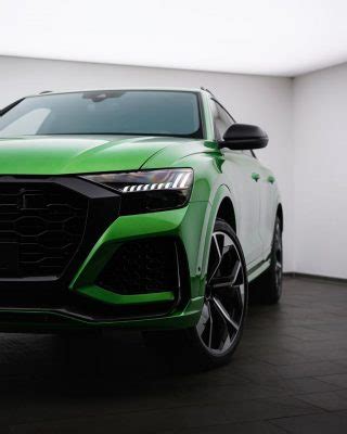 Java Green Audi RS Q8 With 23 Wheels And Carbon Trim Really Stands Out