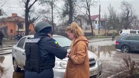 Al Menos 14 Muertos En Un Ataque Ruso Contra Una Zona Residencial De Odesa