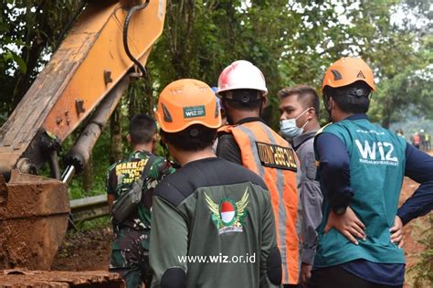 Jalan Trans Sulawesi Di Tapalang Mamuju Akhirnya Dibuka WAHDAH