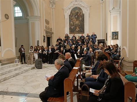 Santa Messa Di Lode E Di Ringraziamento Al Signore Per La Vita Santa