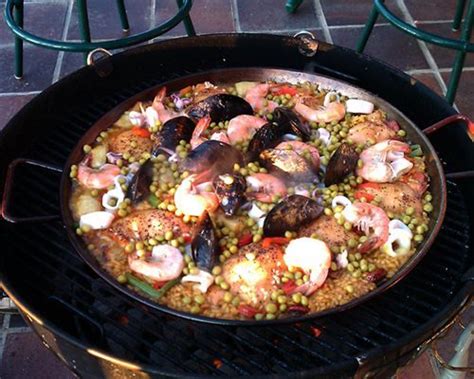 Diana S Authentic Spanish Paella Spanish Paella Paella New Recipes