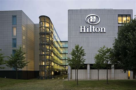 HILTON LONDON GATWICK AIRPORT - Gatwick South Terminal Gatwick Airport ...