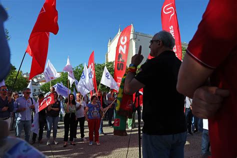 Professores Acampam Novamente Em Lisboa E Greve Por Distrito Chega A