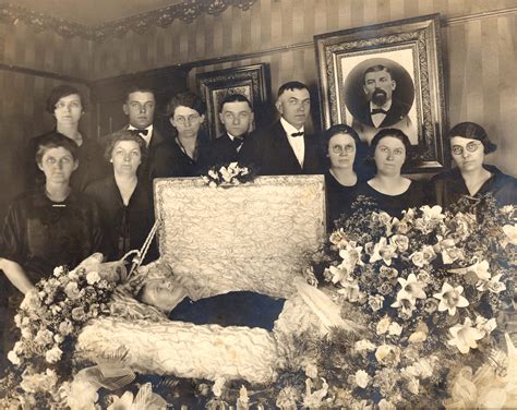 Post Mortem Photography | The Museum Of Mourning Photograpy