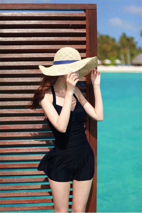 Hè sắp đến phái đẹp tham khảo ngay những mẫu bikini một mảnh cực tôn dáng người gầy hay mập