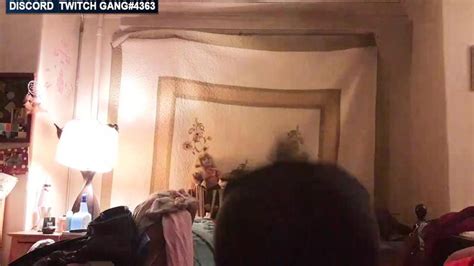 Twitch Streamer Flashing Her Tits Pussy On Stream Accidental Nip Slips Sexy Gamer Girls Set