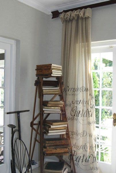 Hob Nobbers Ways To Decorate With Vintage Ladders