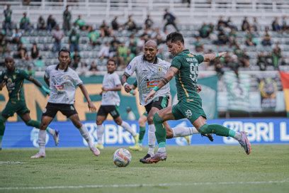 Kalahkan PSS Persebaya Merangsek Ke Top Ten Persebaya Id