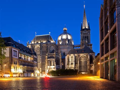 Cathédrale d'Aix-la-Chapelle, DEU : locations de vacances | Abritel