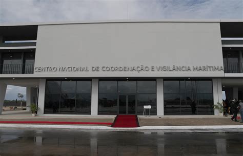 João Lourenço inaugura Centro Nacional de Vigilância Marítima Ver