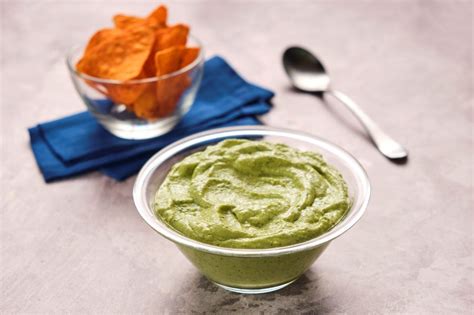 Dip de Jalapeño con Aguacate Recetas Nestlé