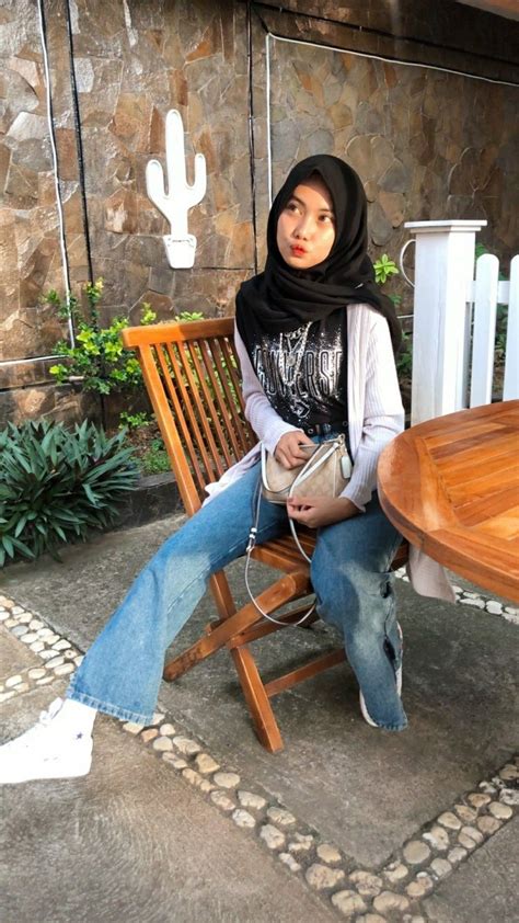 Ootd Jeans Di 2020 Wanita Hijab