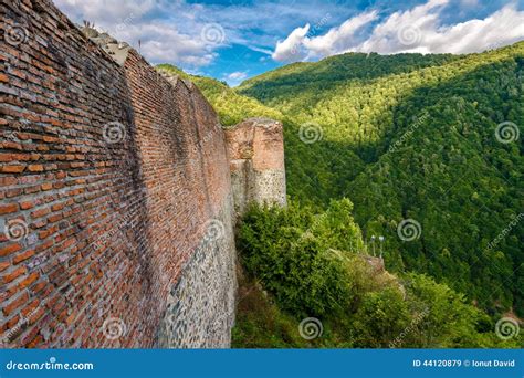 Poenari Fortress Is Vlad Tepes Castle, Prince Of Medieval Wallachia ...