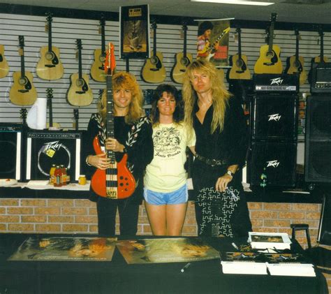 Whitesnake With Guitarist Adrian Vandenberg And Bass Playe Flickr