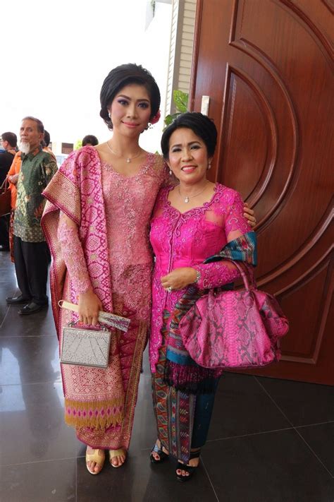 Kebaya Pink With Songket Palembang Pakaian Pesta Pola Pakaian Gaun