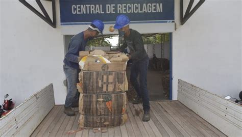 Coleta seletiva recolhe mais de 5 toneladas de material reciclável e