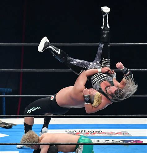 写真：【新日vsノア】潮崎豪＆マサ北宮 Evil率いる拷問の館破壊「新日本プロレス、まだまだだよ」 東スポweb