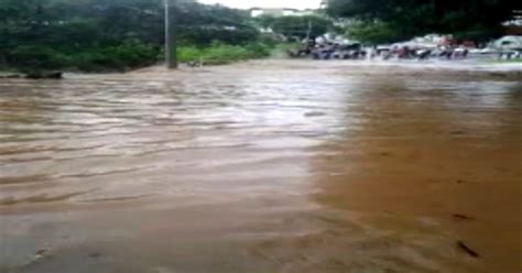 G1 Motorista é Levado Por Enxurrada Durante Chuva Forte Em Sorocaba