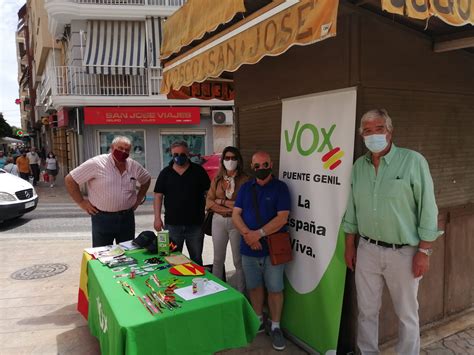 Vox Puente Genil Instala Una Mesa Informativa En El Tropez N Para