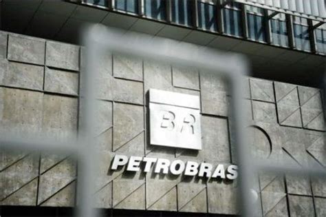 Petrobras Tem Lucro L Quido De R Bilh Es O Maior Da Hist Ria