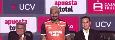 Paolo Guerrero Fue Presentado Oficialmente Como Jugador De La Ucv