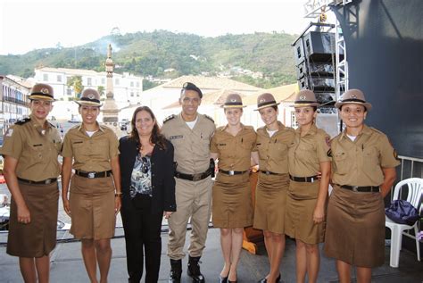 Liza Prado Passagem De Comando Do Batalh O Da Pmmg