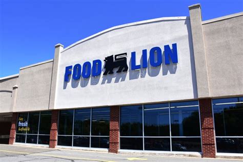 Food Lion Grocery Store, Warrenton, VA Editorial Stock Image - Image of ...