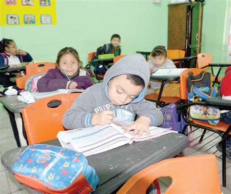 Onda gélida toma por sorpresa a niños en escuelas - La Tarde