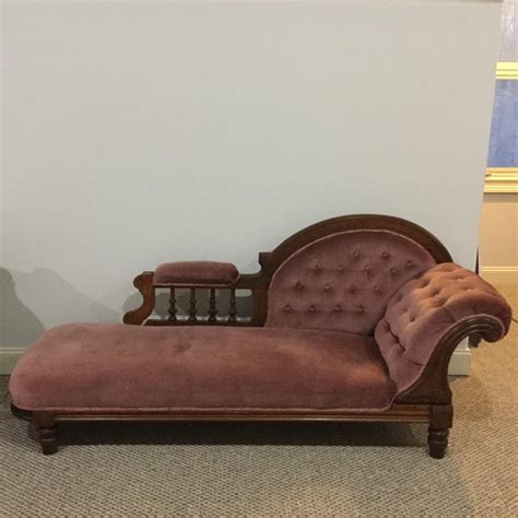 Antique Victorian Fainting Couch | Chairish