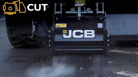 Image 4 Details About This New Machine Fixes A Pothole In Just 8