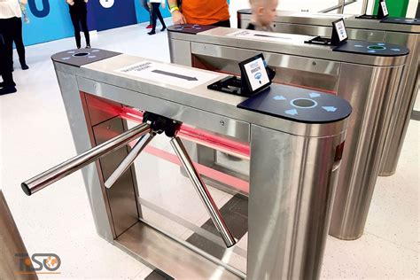 Tiso Tripod Turnstile Galaxy M