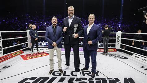 K 1 Legend Semmy Schilt Gets Inducted Into Glory Hall Of Fame Time To