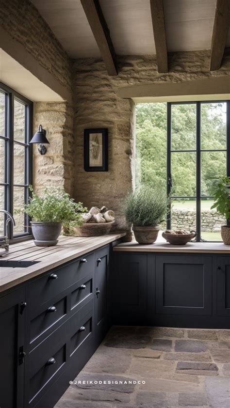 Rustic English Cotswolds Cottage Kitchen