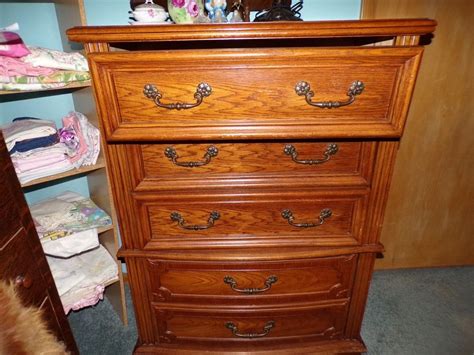 Bassett Chest Of 5 Drawers Is 48 T X 36 W X 17 Drawers Bassett Antique Dresser